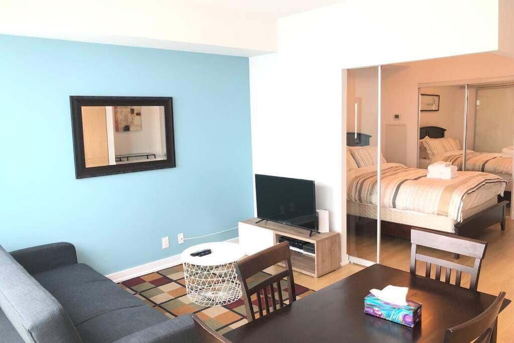 Magnificient View Next Cn Tower/Rogers/Union/Mtcc Apartment Toronto Bagian luar foto