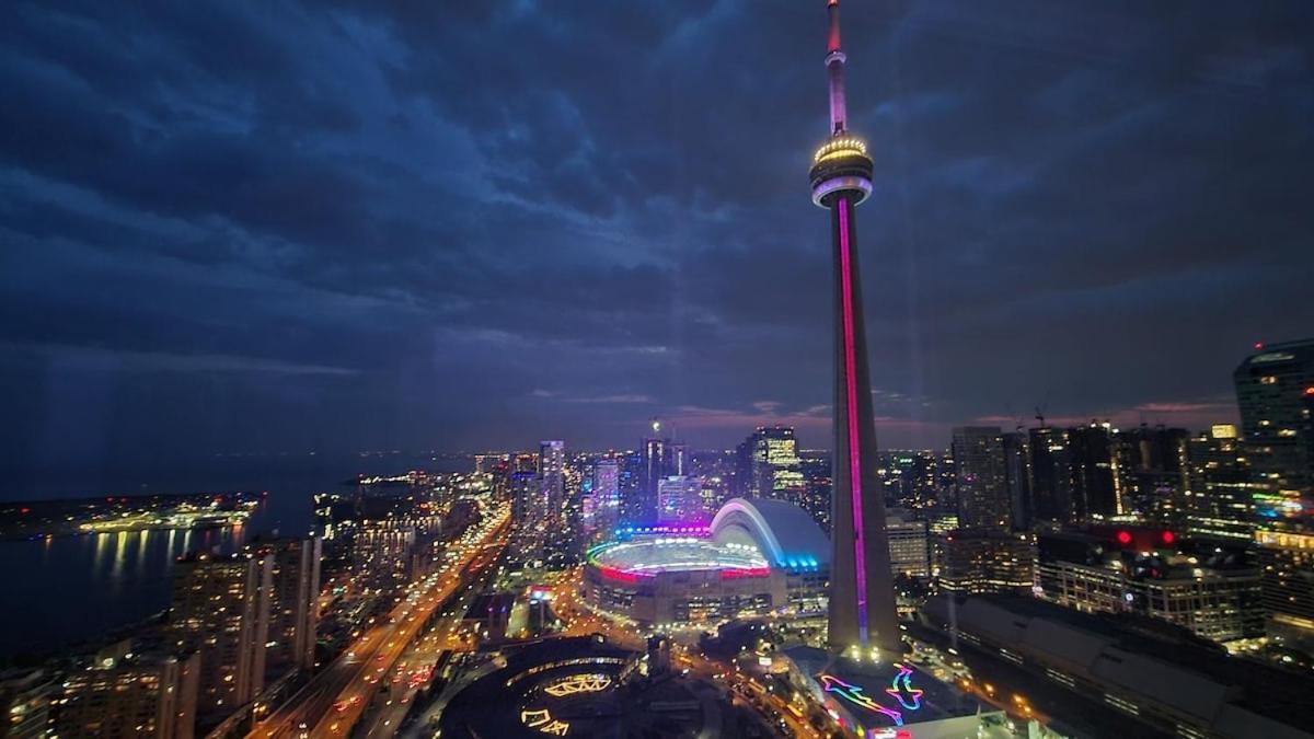 Magnificient View Next Cn Tower/Rogers/Union/Mtcc Apartment Toronto Bagian luar foto