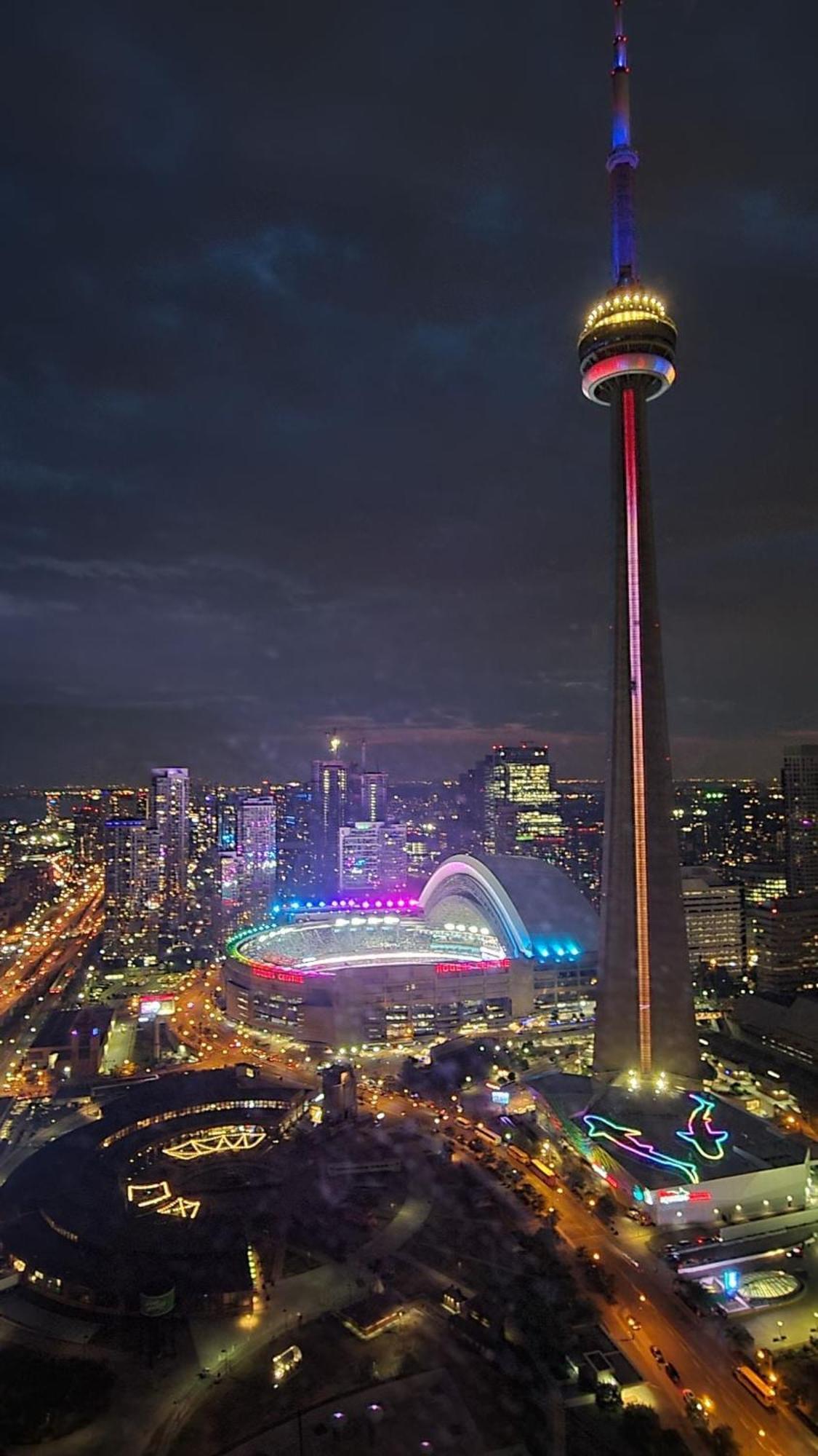 Magnificient View Next Cn Tower/Rogers/Union/Mtcc Apartment Toronto Bagian luar foto
