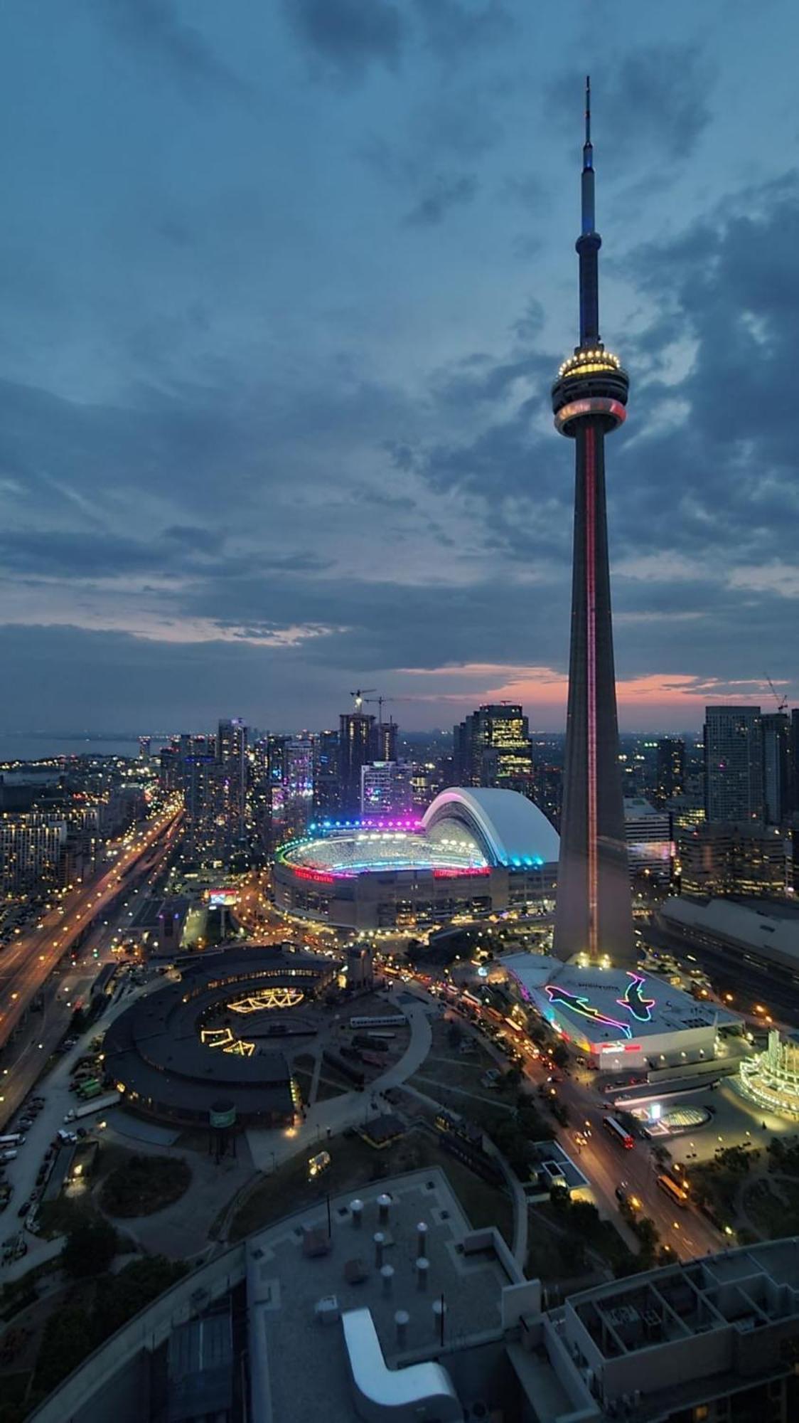 Magnificient View Next Cn Tower/Rogers/Union/Mtcc Apartment Toronto Bagian luar foto