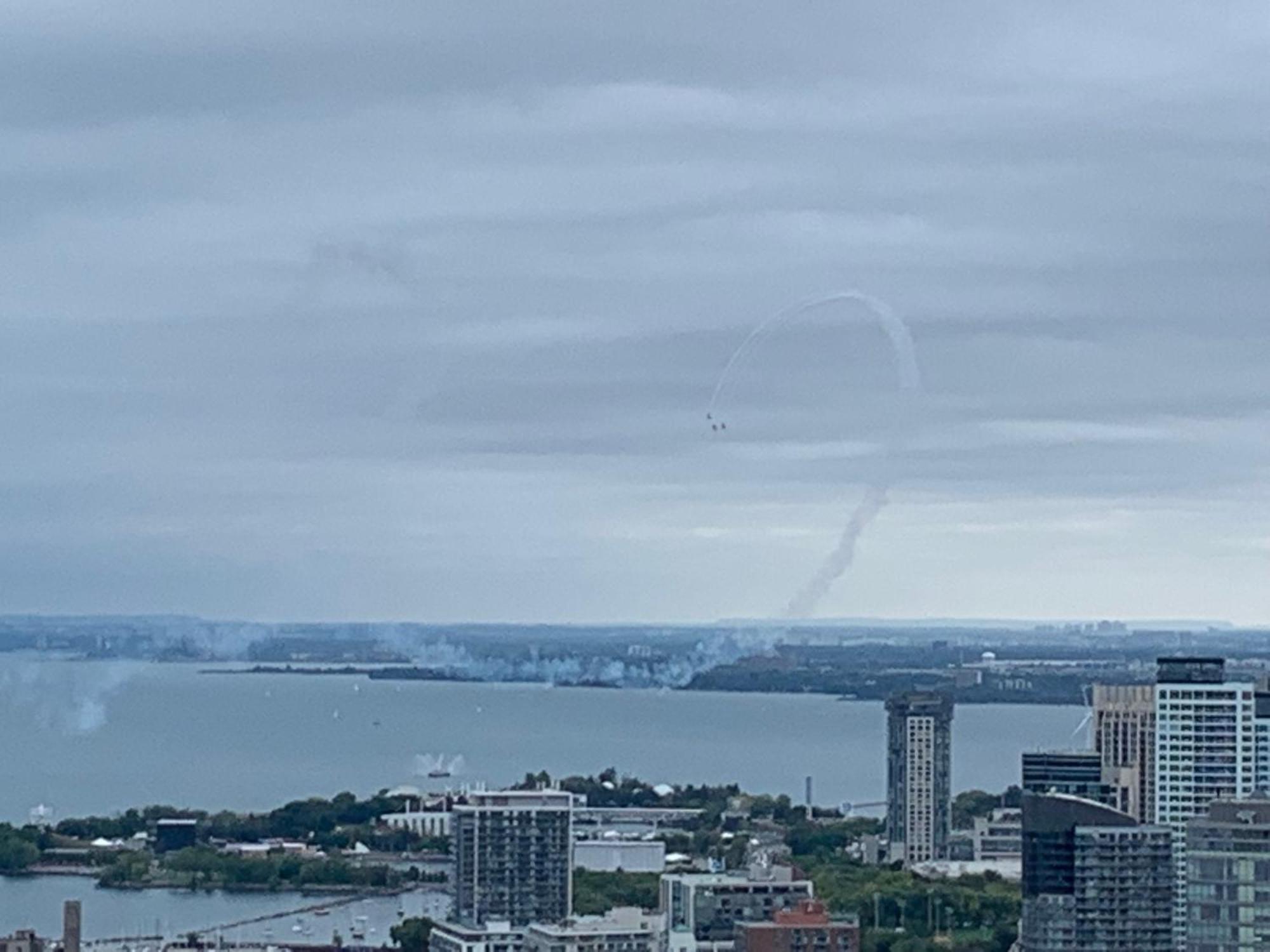 Magnificient View Next Cn Tower/Rogers/Union/Mtcc Apartment Toronto Bagian luar foto