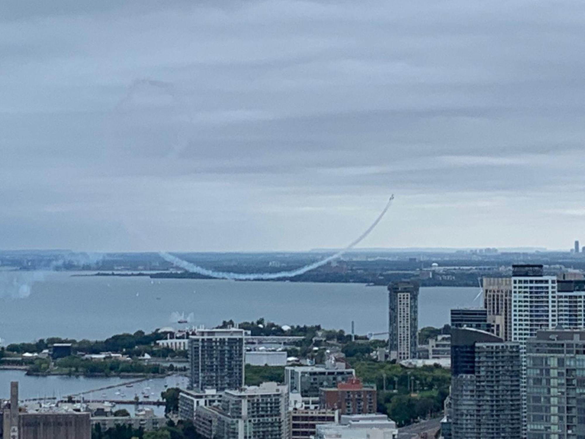 Magnificient View Next Cn Tower/Rogers/Union/Mtcc Apartment Toronto Bagian luar foto
